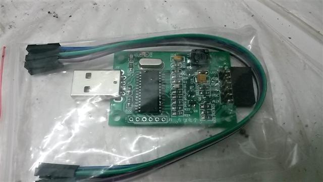 รุ่นถูก pickit2 programmer โปรแกรมชิพ pic/dSPIC ได้มากมาย เสียบ usb โดยตรง